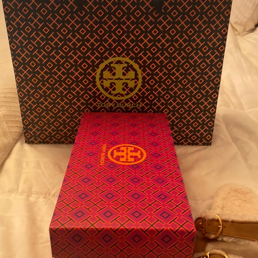 Tory Burch Anatomic Shearling Slide
